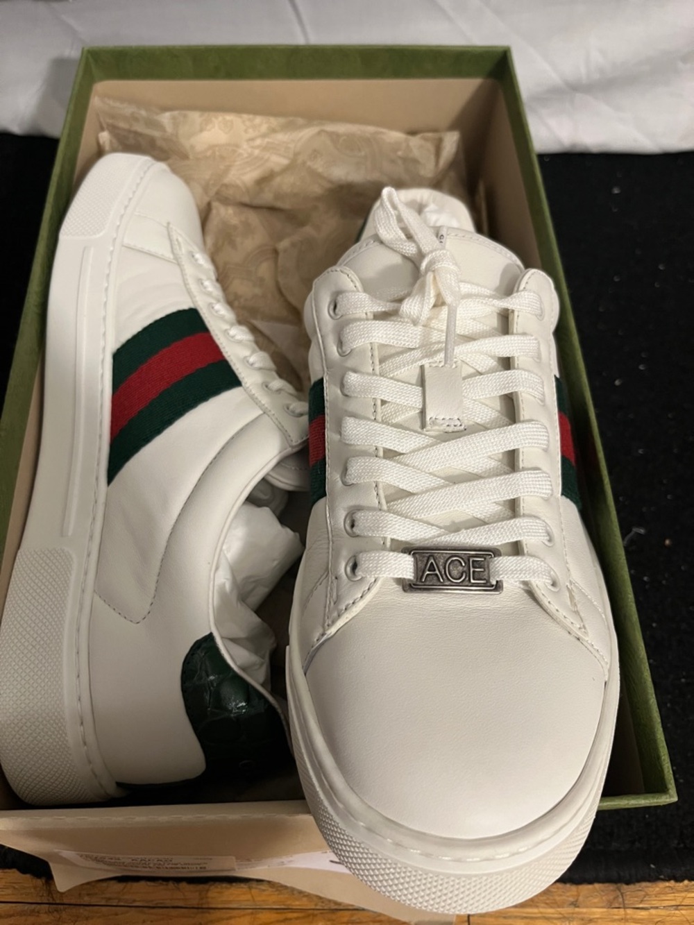Gucci - Brand New Women's Gucci White Ace Sneaker with Web. NWB - Picture 12 of 16